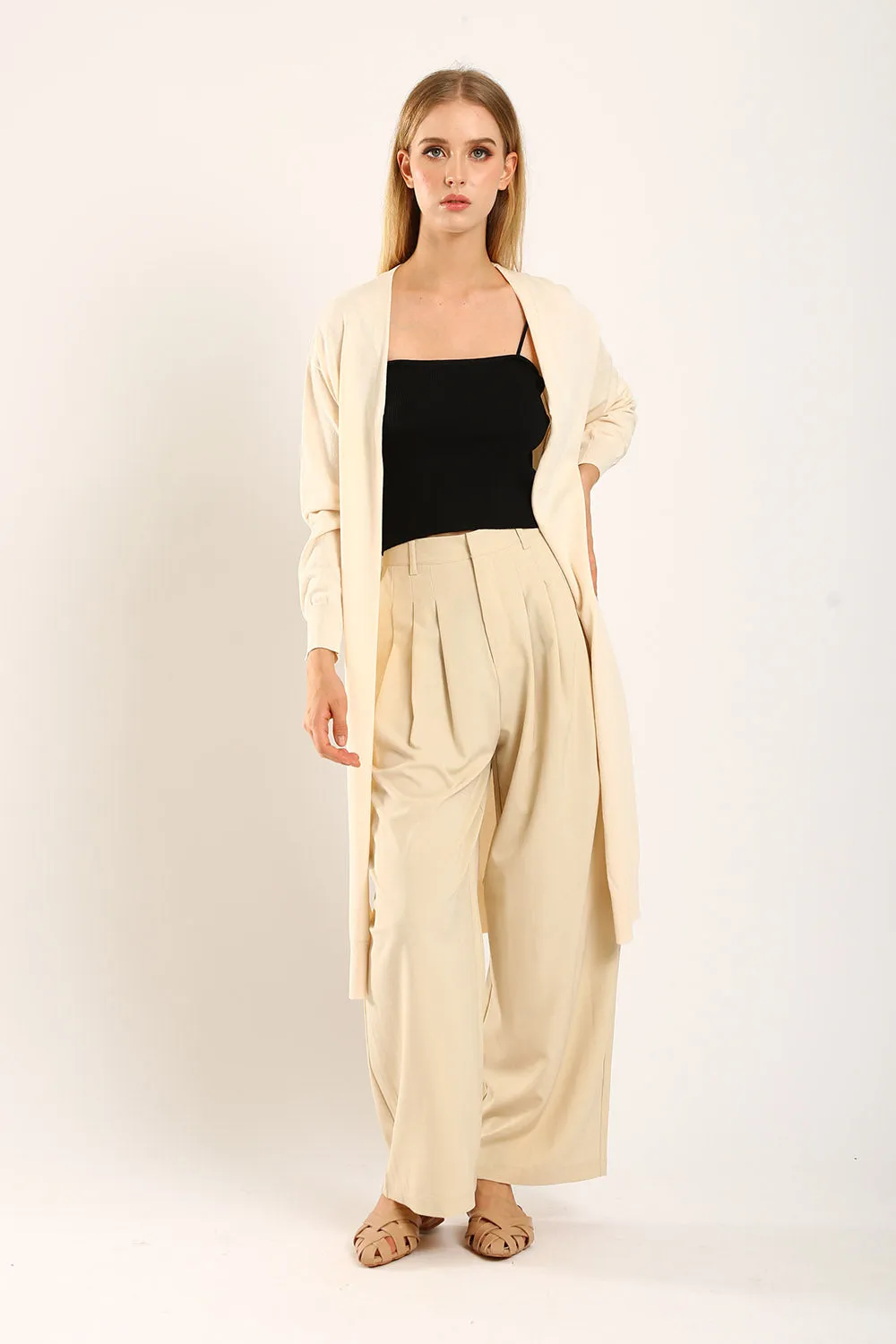 Claudette Relaxed Tailored Pants in Apricot