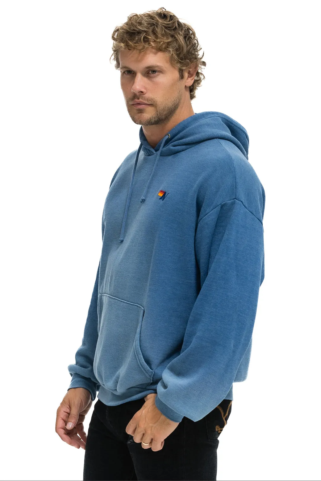 ESSENTIAL RELAXED PULLOVER HOODIE - FADED WATER