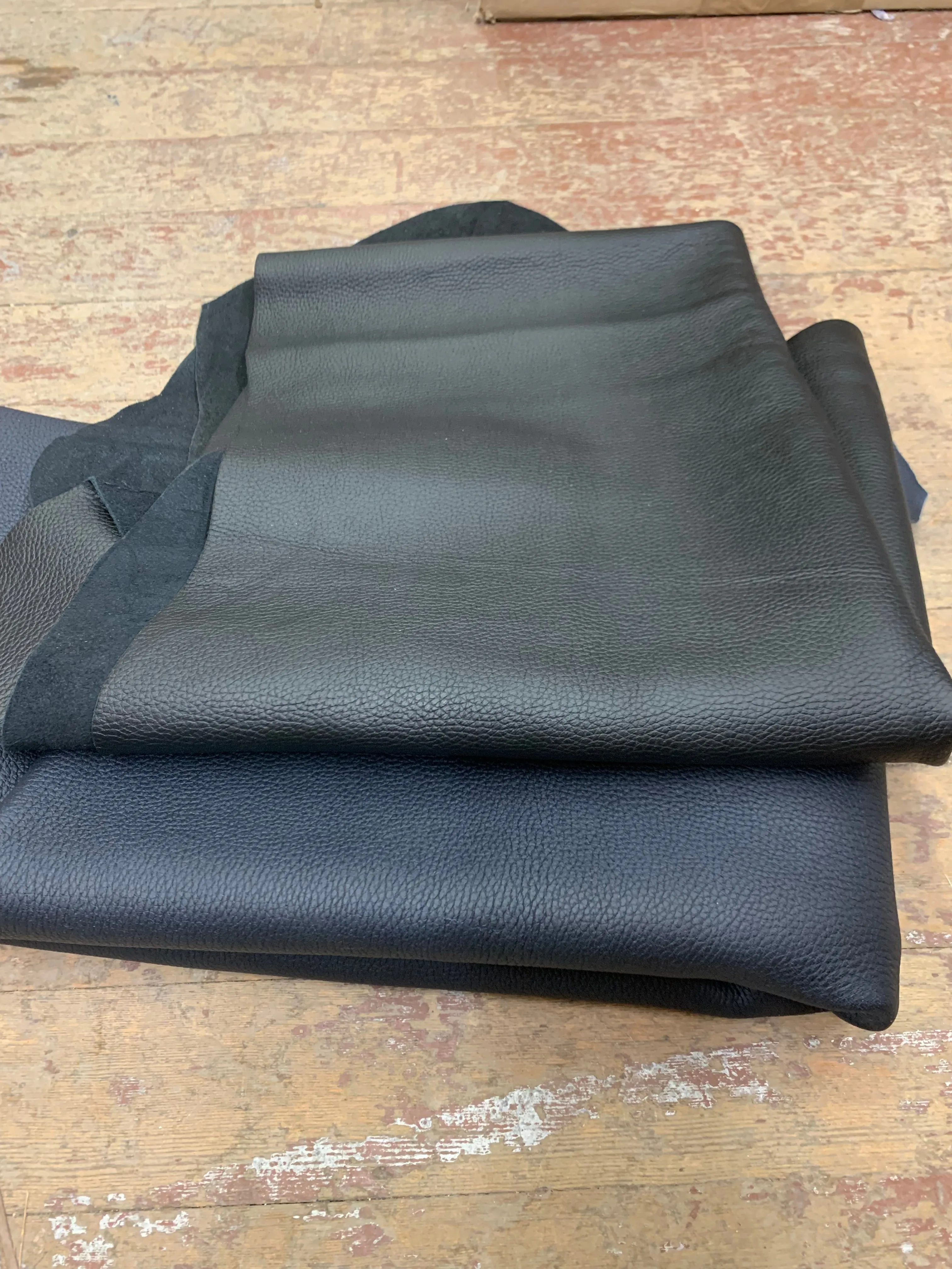 Moose hide Polished Leather - Black and Navy