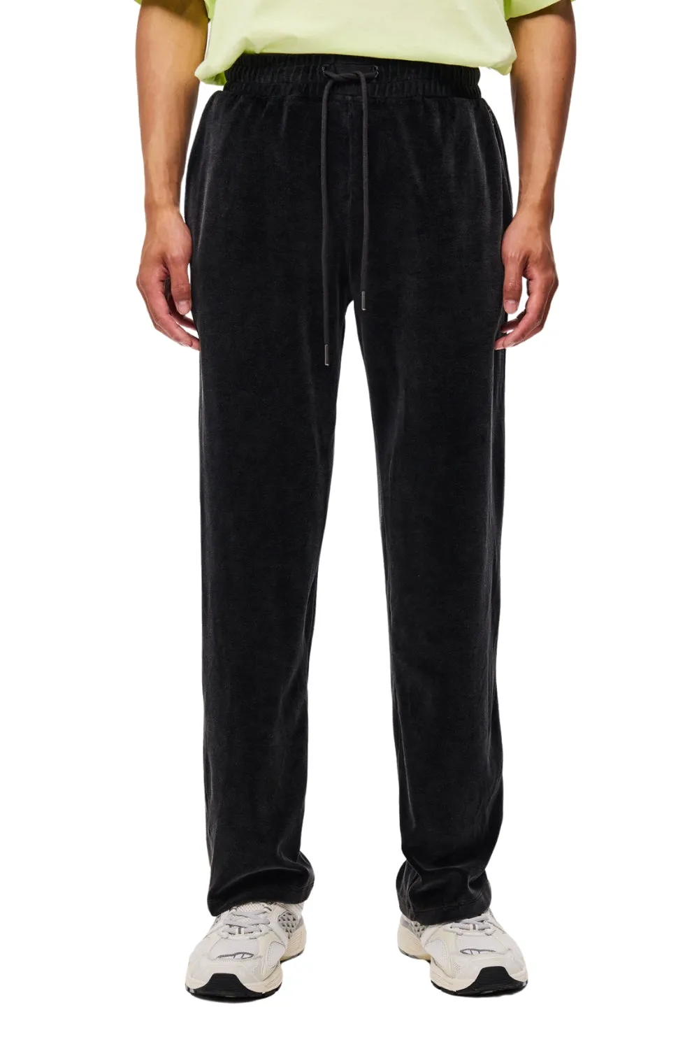 RELAXED VELVET SWEATPANTS