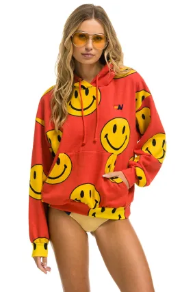 SMILEY REPEAT RELAXED PULLOVER HOODIE - RED