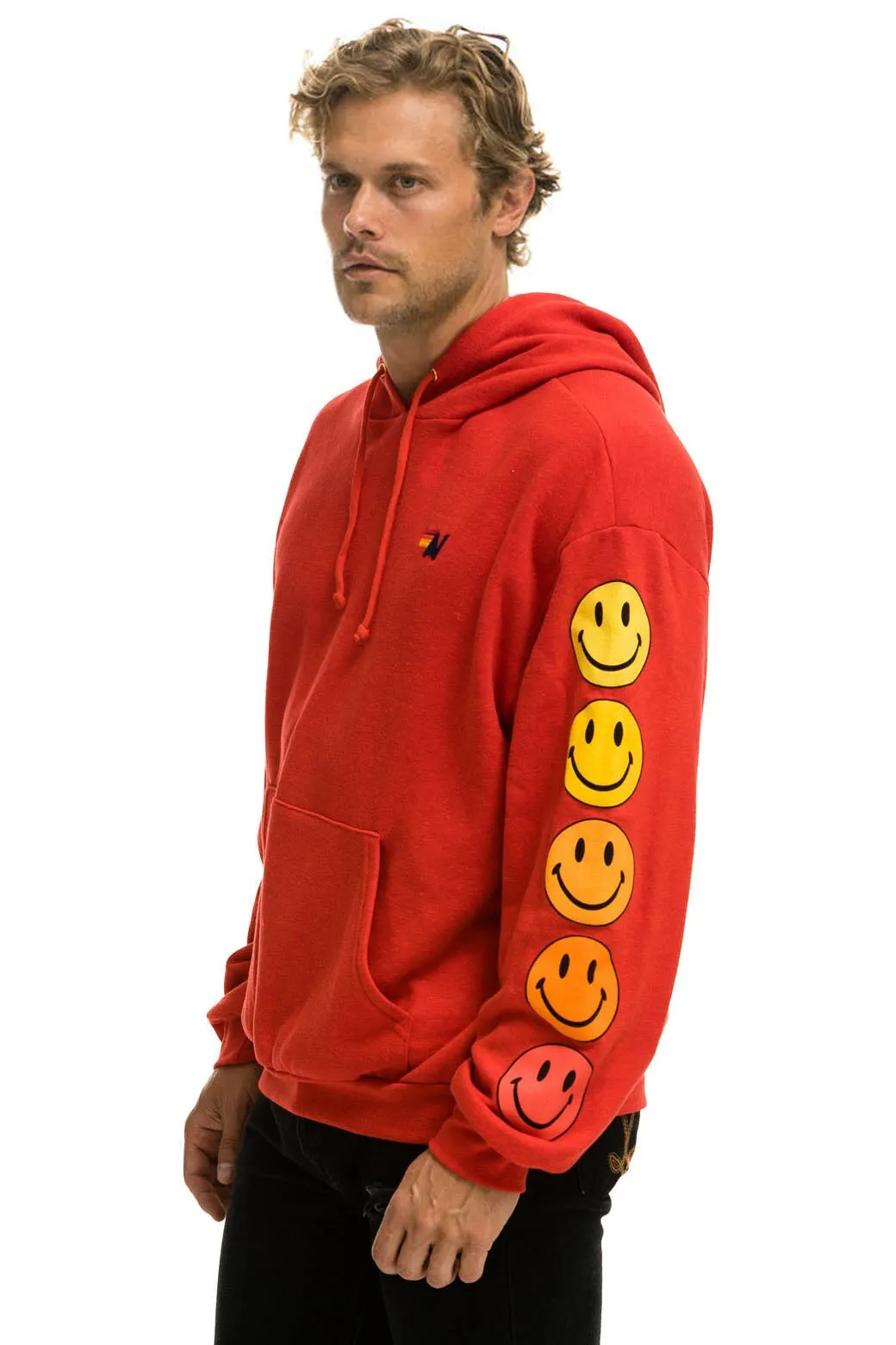 SMILEY SUNSET RELAXED PULLOVER HOODIE - RED