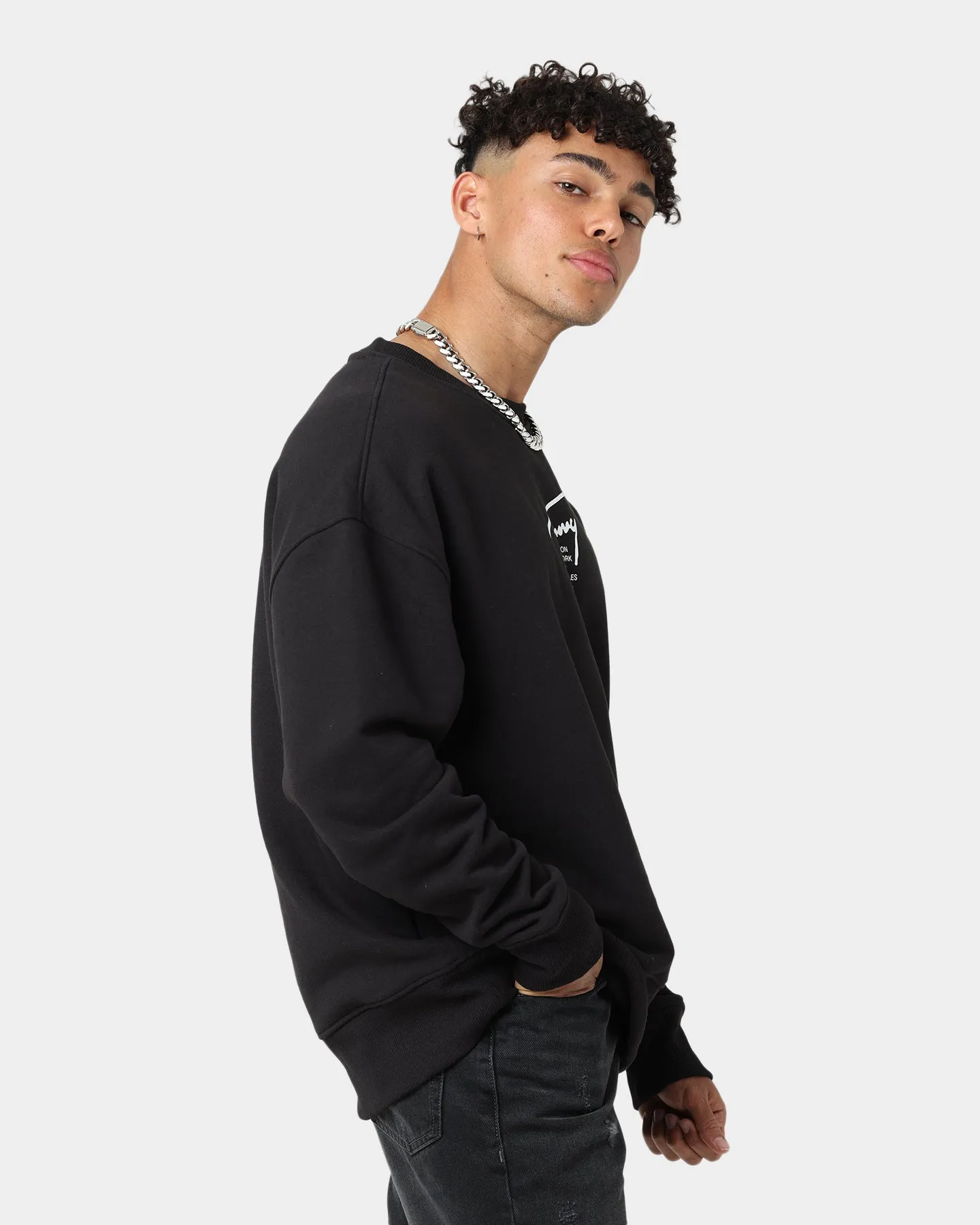 Tommy Jeans Modern Essential Signature Crewneck Black